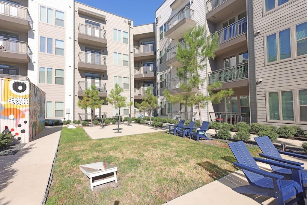 Comfortable Getaway Downtown Htx Хюстън Екстериор снимка