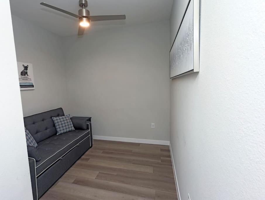 Comfortable Getaway Downtown Htx Хюстън Екстериор снимка